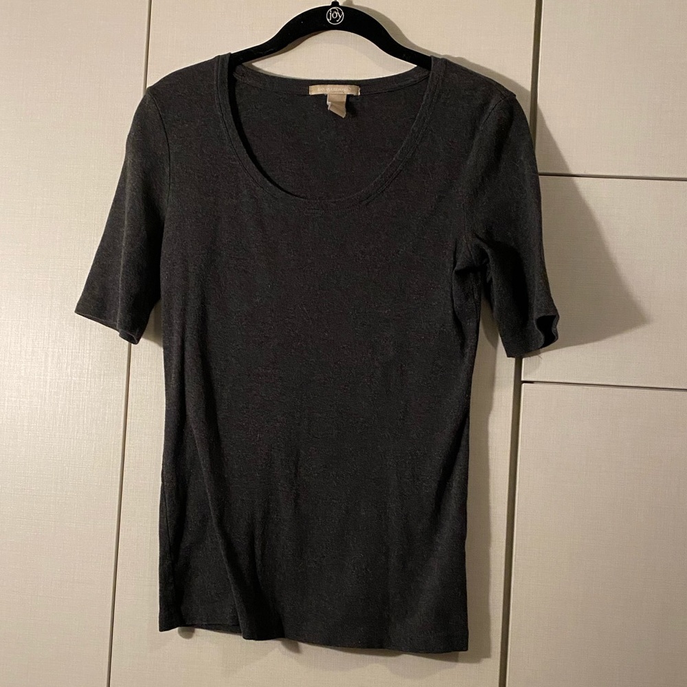 BANANA REPUBLIC midi sleeve grey tee!